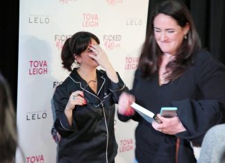 LELO & TOVA LEIGH on tour