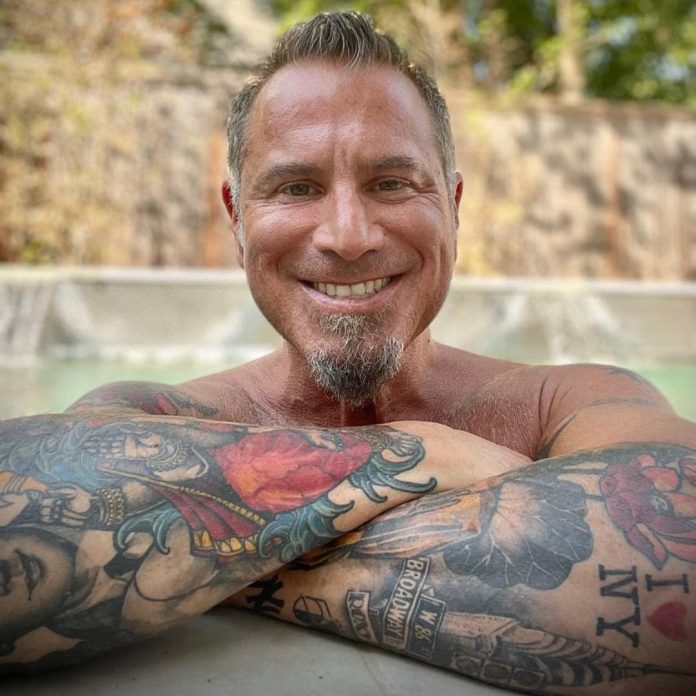 Dean Elliott